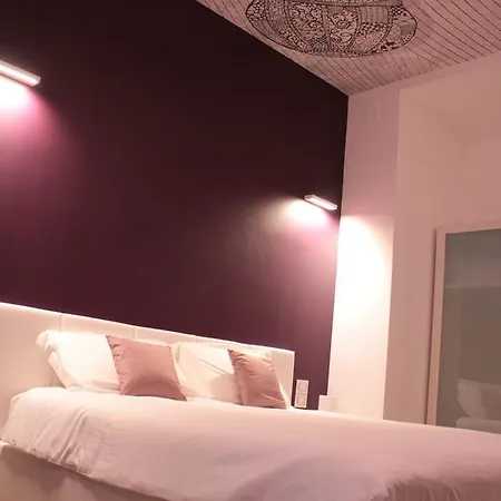 Bed and Breakfast Centro Citta Luxury 4*