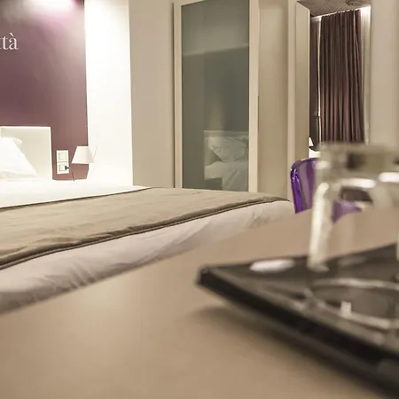 Bed and Breakfast Centro Citta Luxury 4*