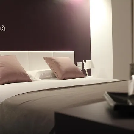 Bed and Breakfast Centro Citta Luxury 4*