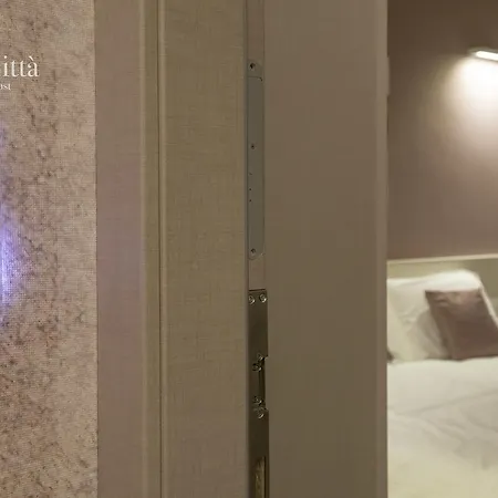 Bed & Breakfast Centro Citta Luxury 4*