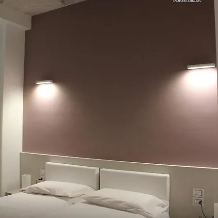 Bed & Breakfast Centro Citta Luxury 4*